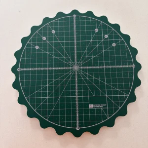 ROTATING SELF HEALING ROUND CUTTING MAT 8